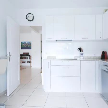 New ! With Parking Collective Pools Garden And Ac - Benakey