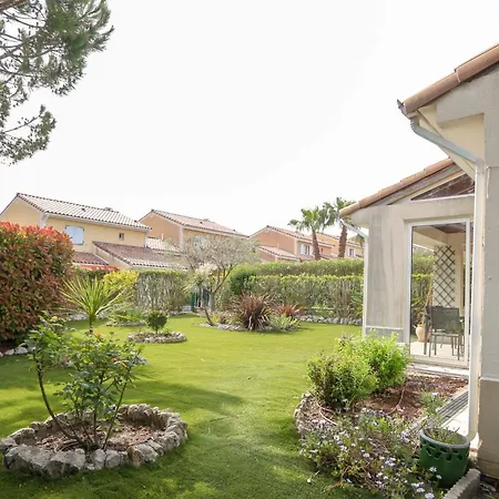 Villa New ! With Parking Collective Pools Garden And Ac - Benakey Cannes